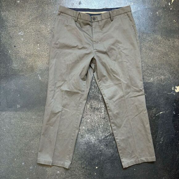 Dockers Men’s Signature Khaki Flex Comfort Classic Fit Flat Front Size 39x29.5 - Picture 1 of 11